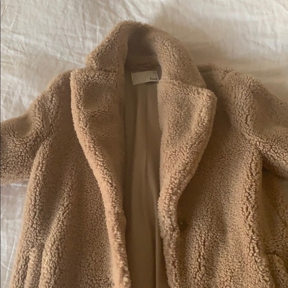 Aritzia Jackets & Blazers - Aritzia Wilfred Free Teddy Coat